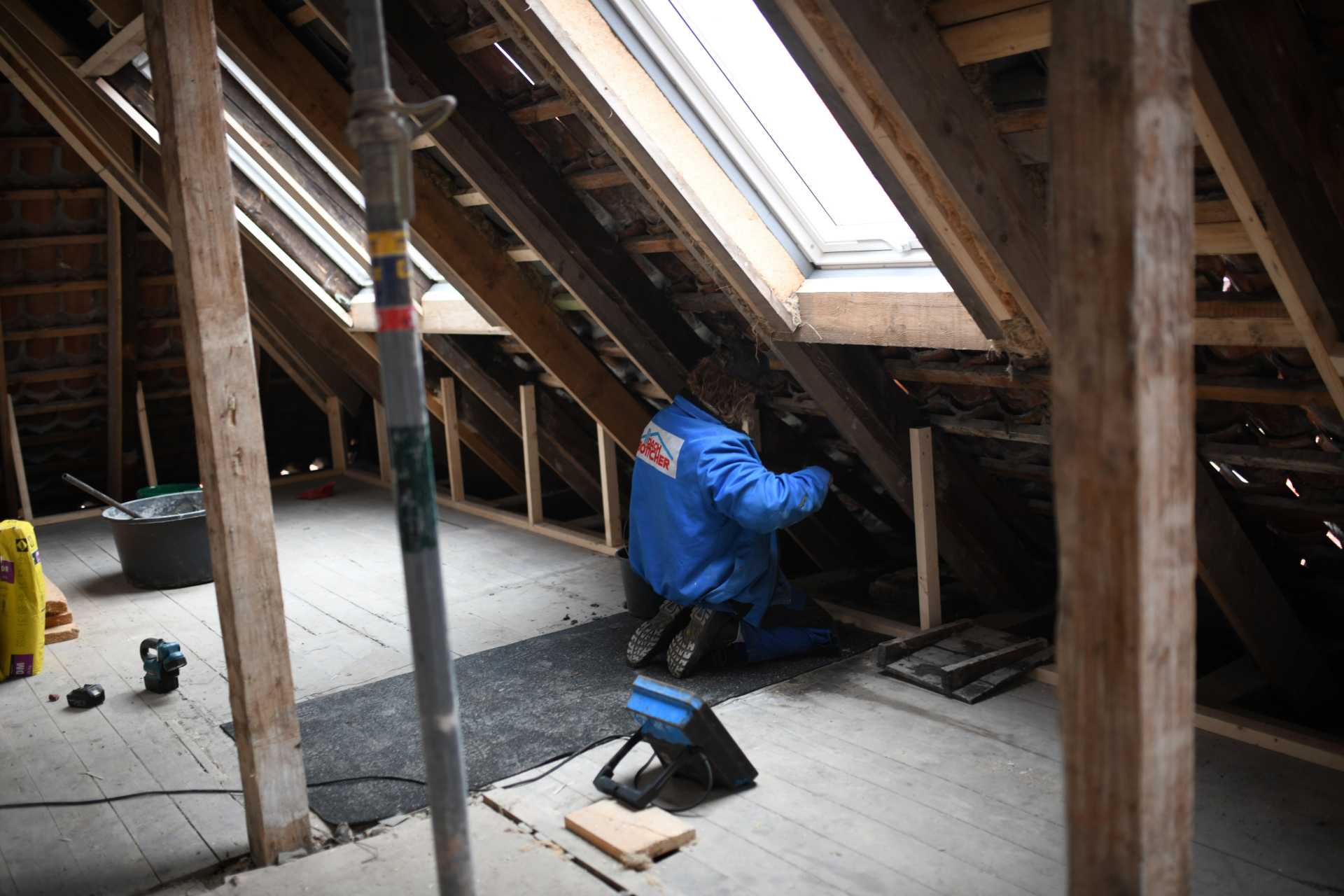 Dachfenster Einbau Dachausbau Veluxfenster innen ohne Dampfbremse DSC_0054