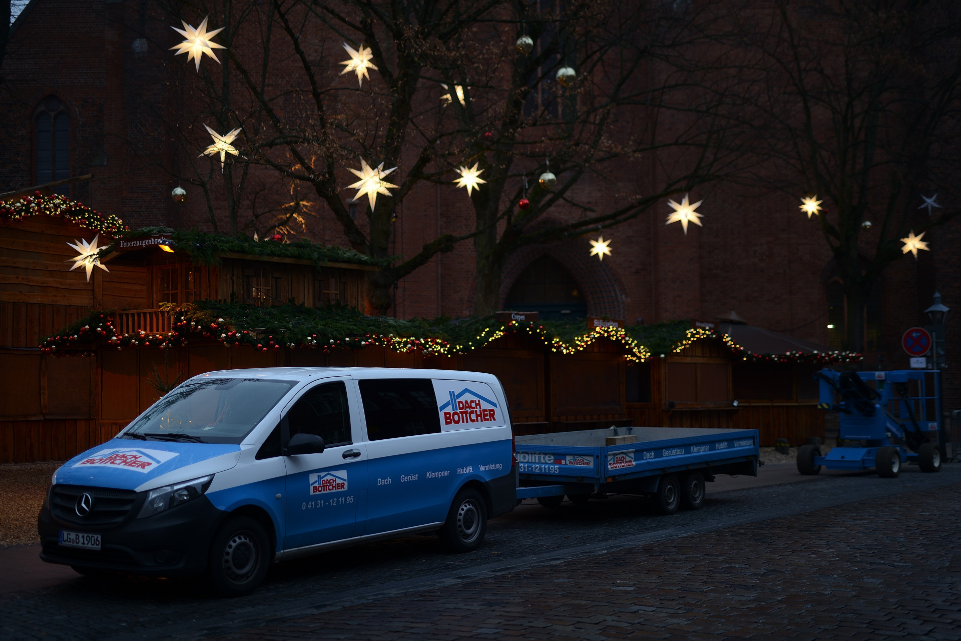 HR12 Gelenk Teleskop Arbeitsbühne fahrbar S80_0901 Lüneburg