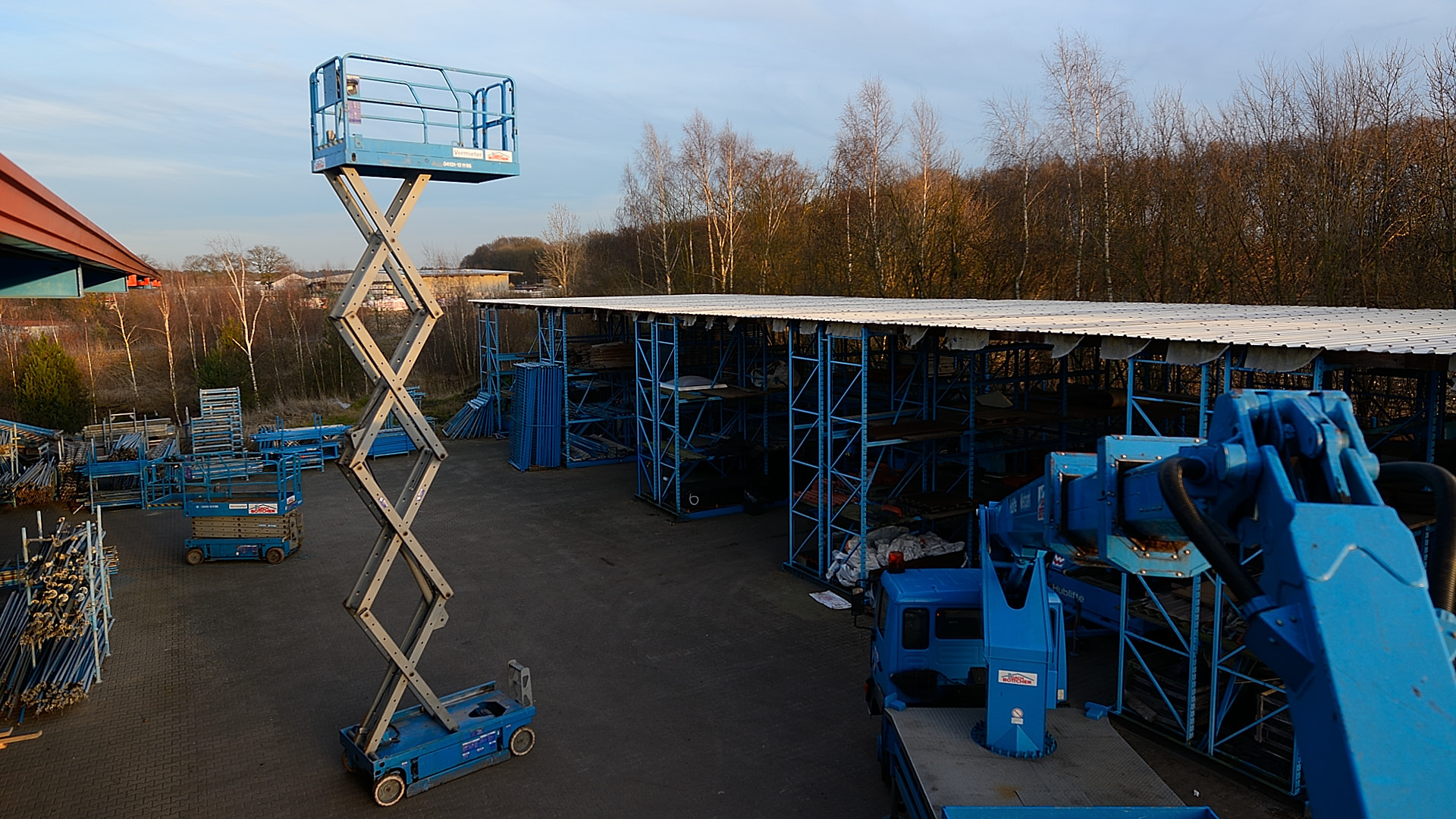 Scherenarbeitsbühne 10m mieten