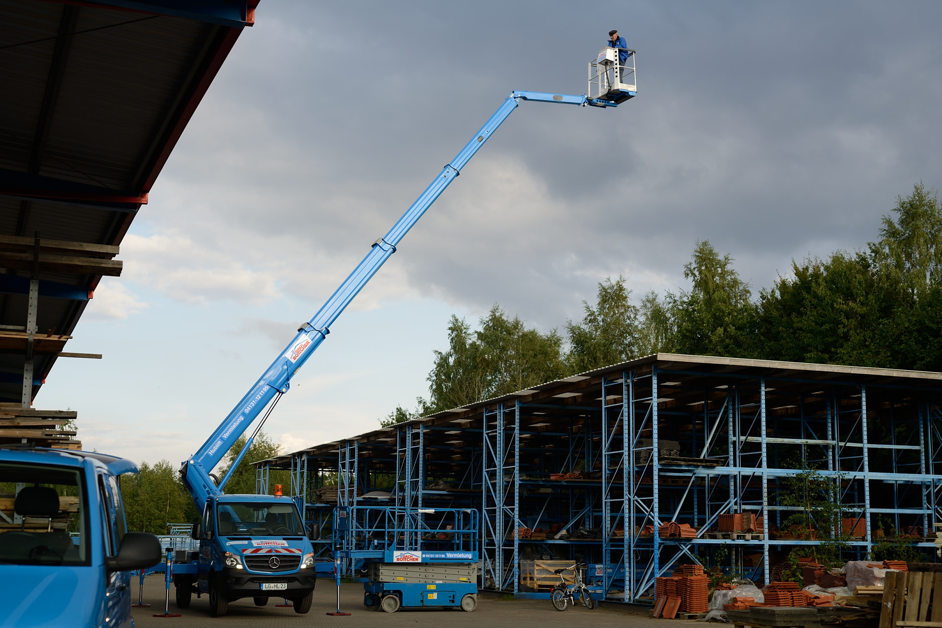 LKW Arbeitsbühne mieten