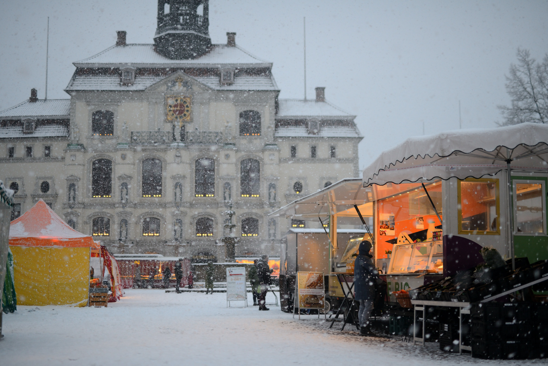 Schnee in Lüneburg Wochenmarkt samstag 2026 D80_2076