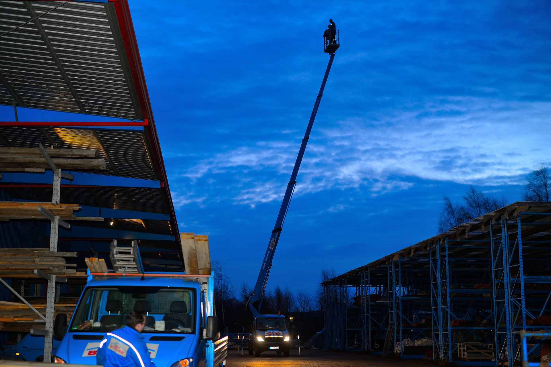 LKW Teleskop Arbeitsbühne mieten